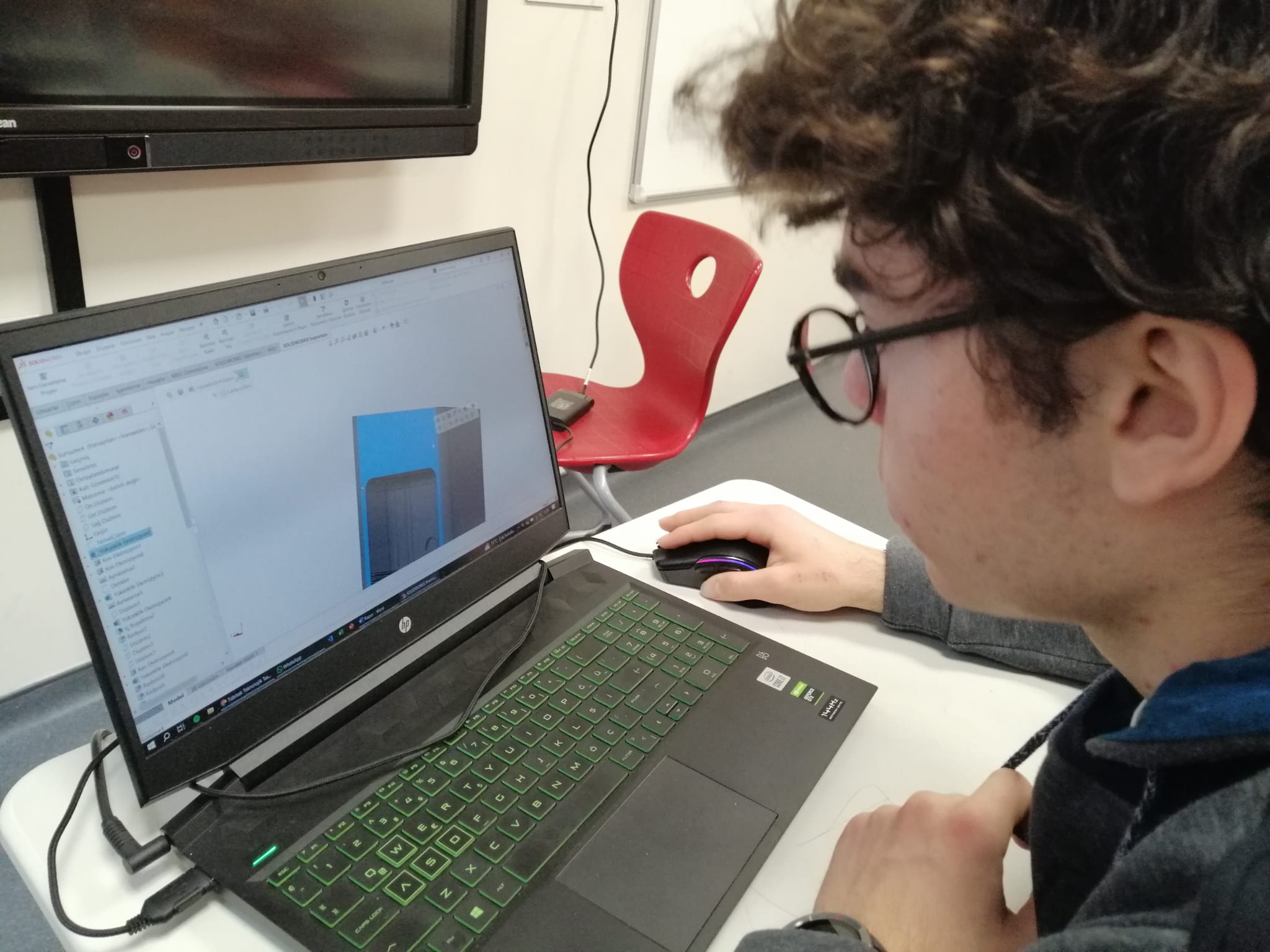 Student learning 3D design